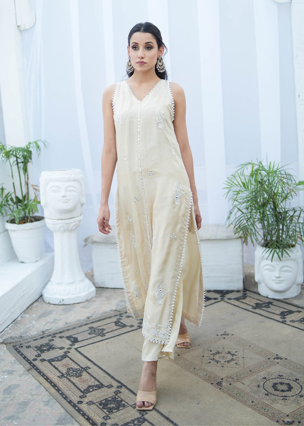 Inaya